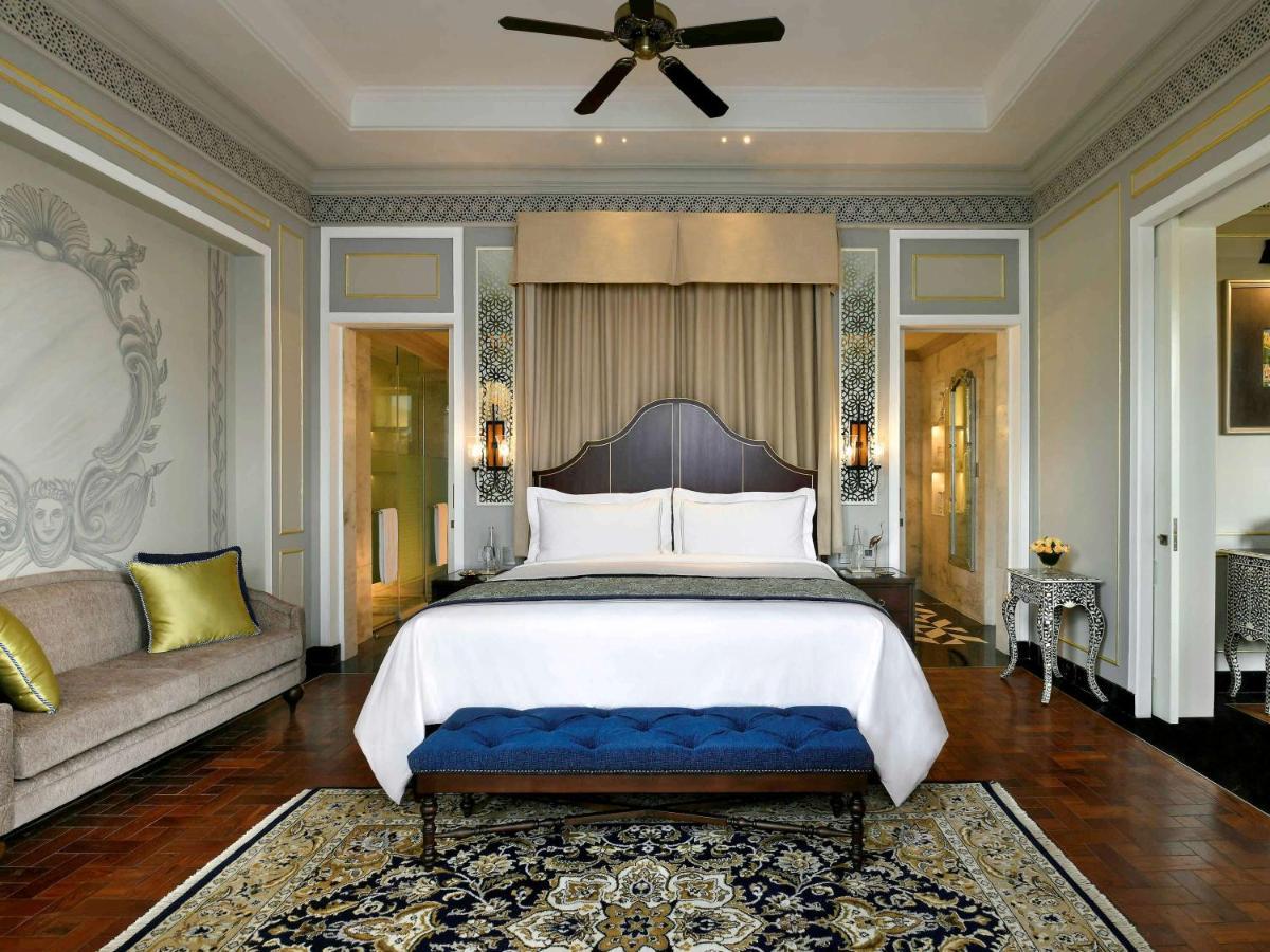 Raffles Udaipur Hotel Exterior photo