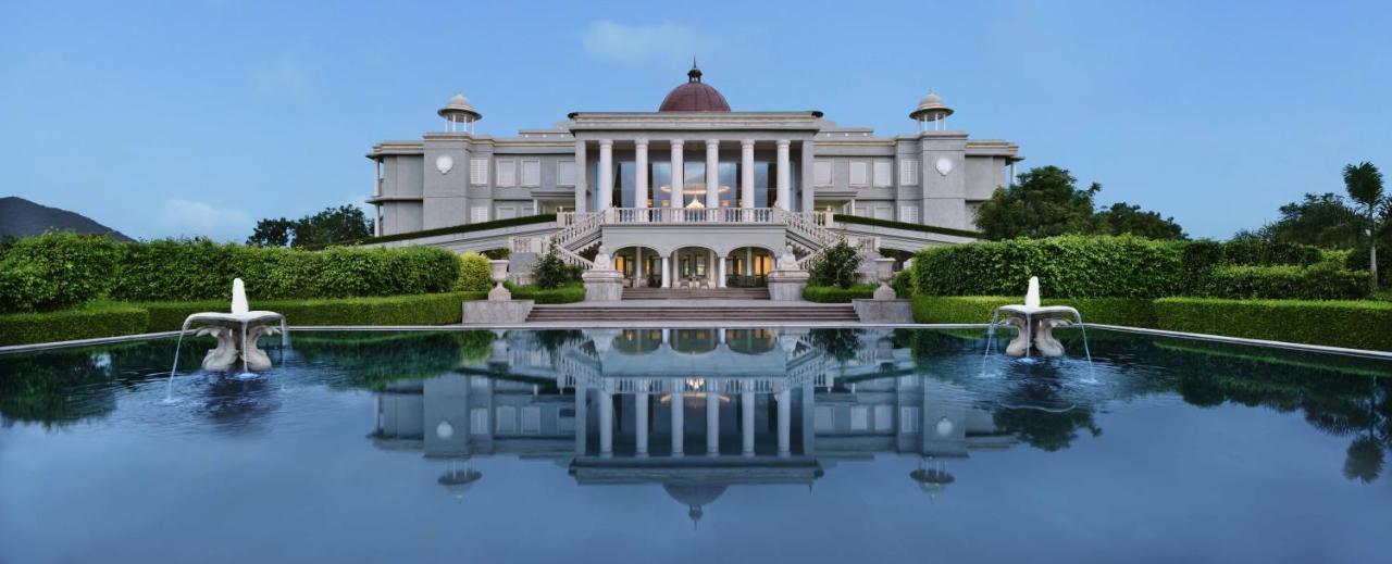 Raffles Udaipur Hotel Exterior photo